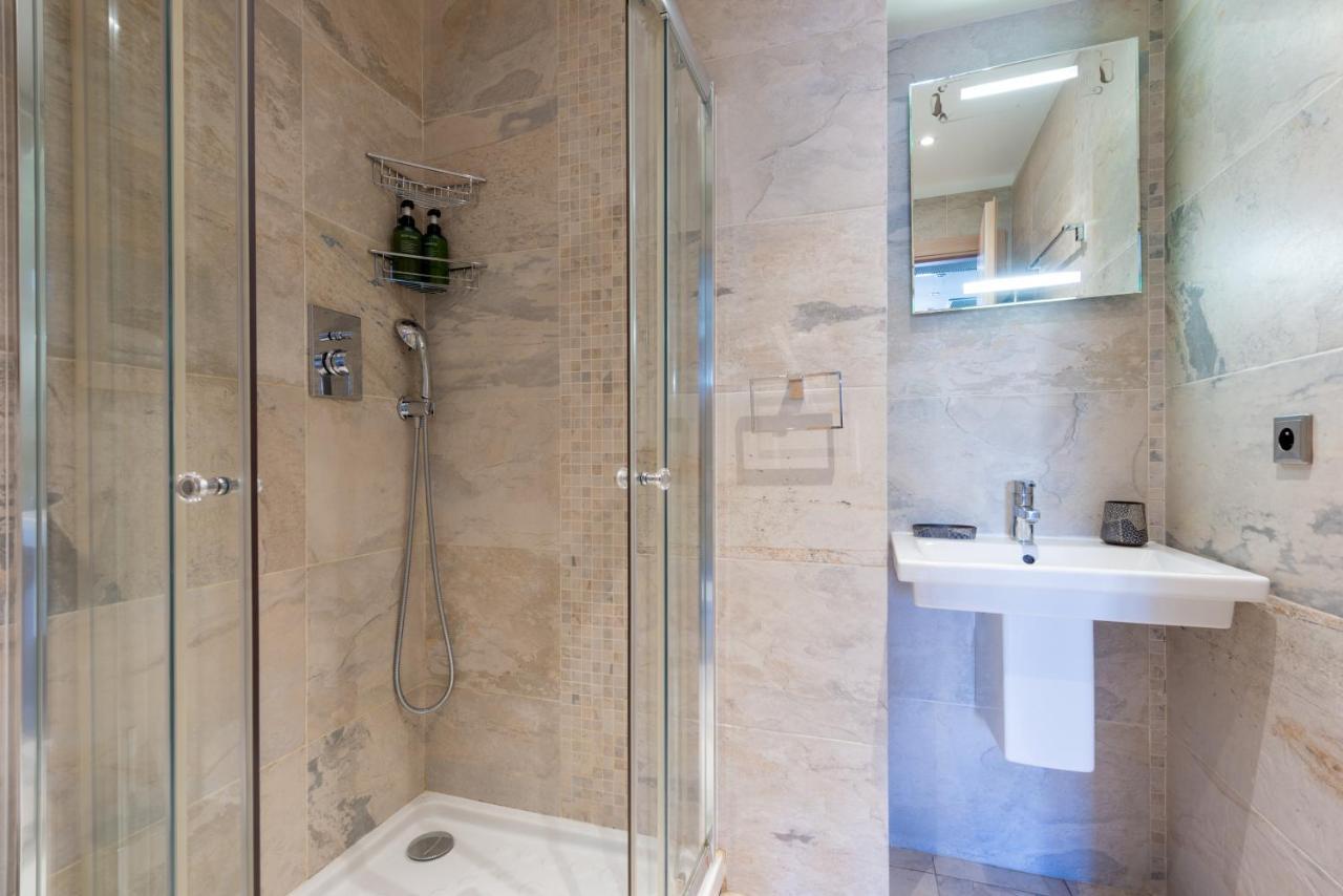 Апартаменты Victor Hugo - Modern And Sunny, Terrace, 2 Baths Ницца Экстерьер фото